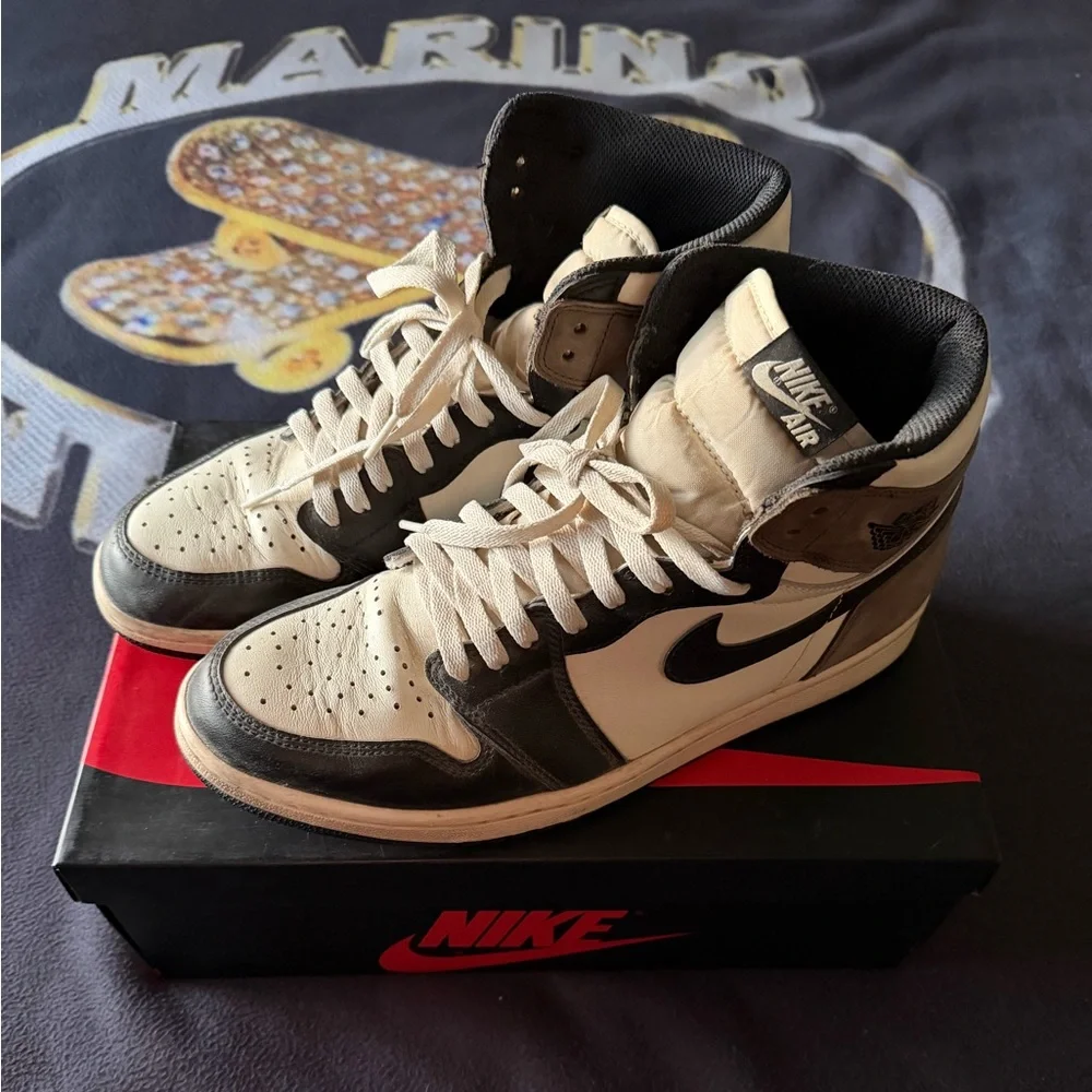 Jordan 1 Retro high dark mocha 2021
